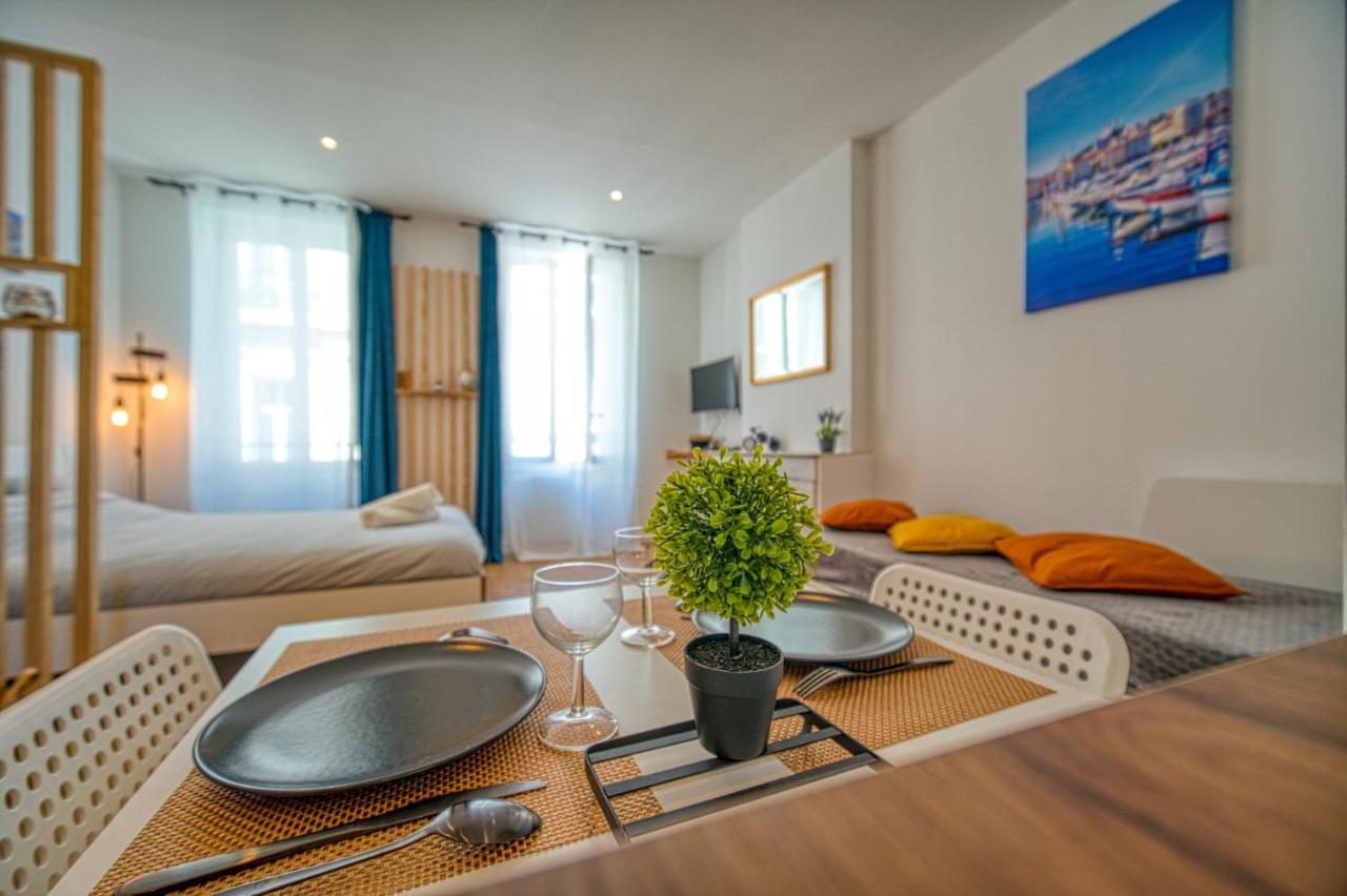 Apartment In The Heart Of Marseille Vieux Port Екстериор снимка